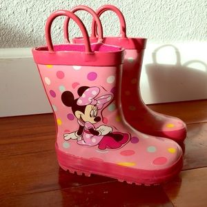 Rain boots mini mouse