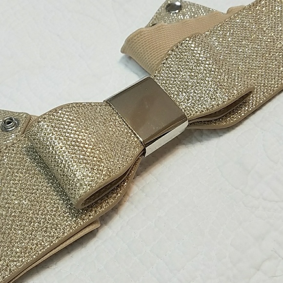 Express Bow Belt - Picture 2 of 5
