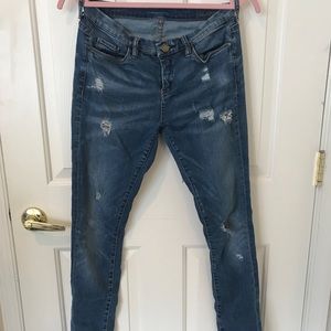 BlankNYC distressed skinny jeans