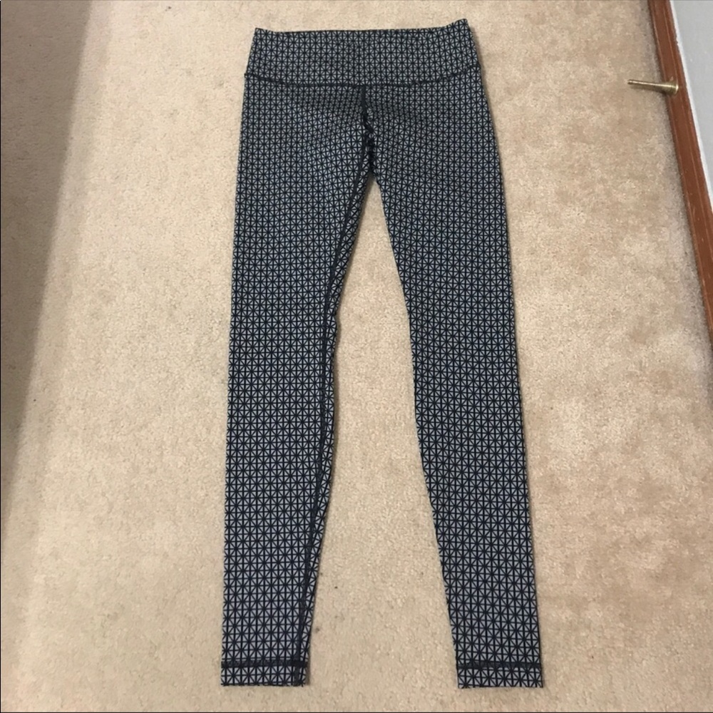 ❗️NWOT❗️ lululemon yogas