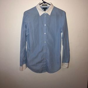 Fitted women’s button down shirt