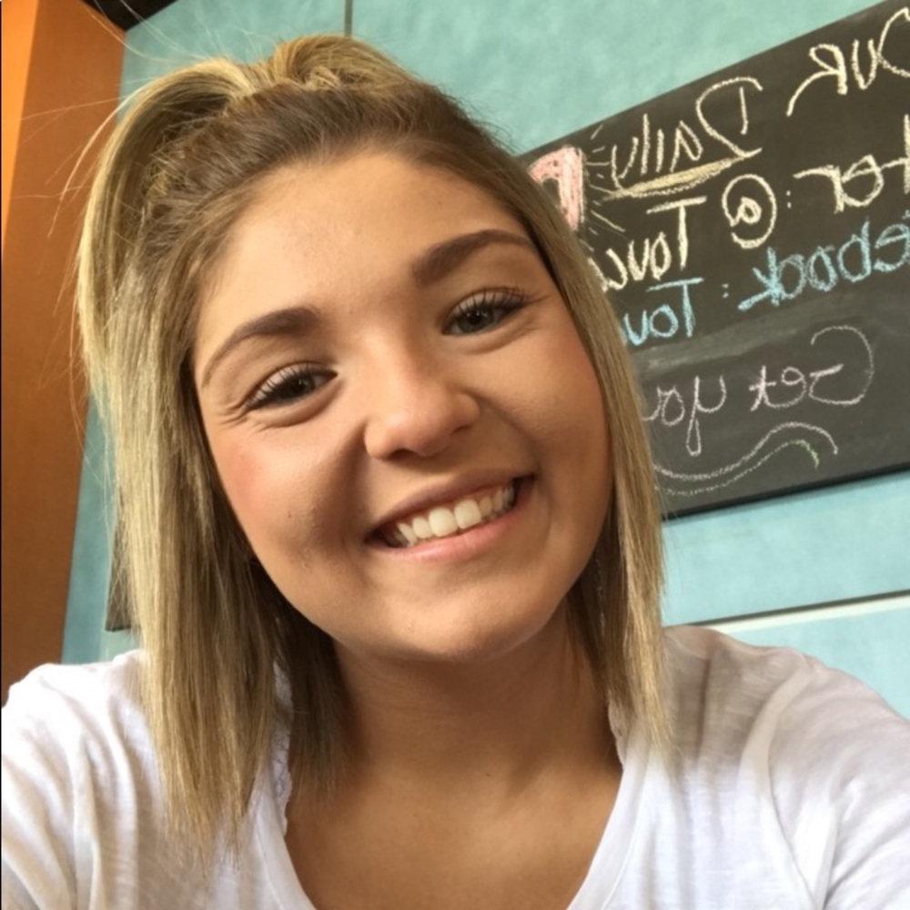 Meet your Posher, Emma