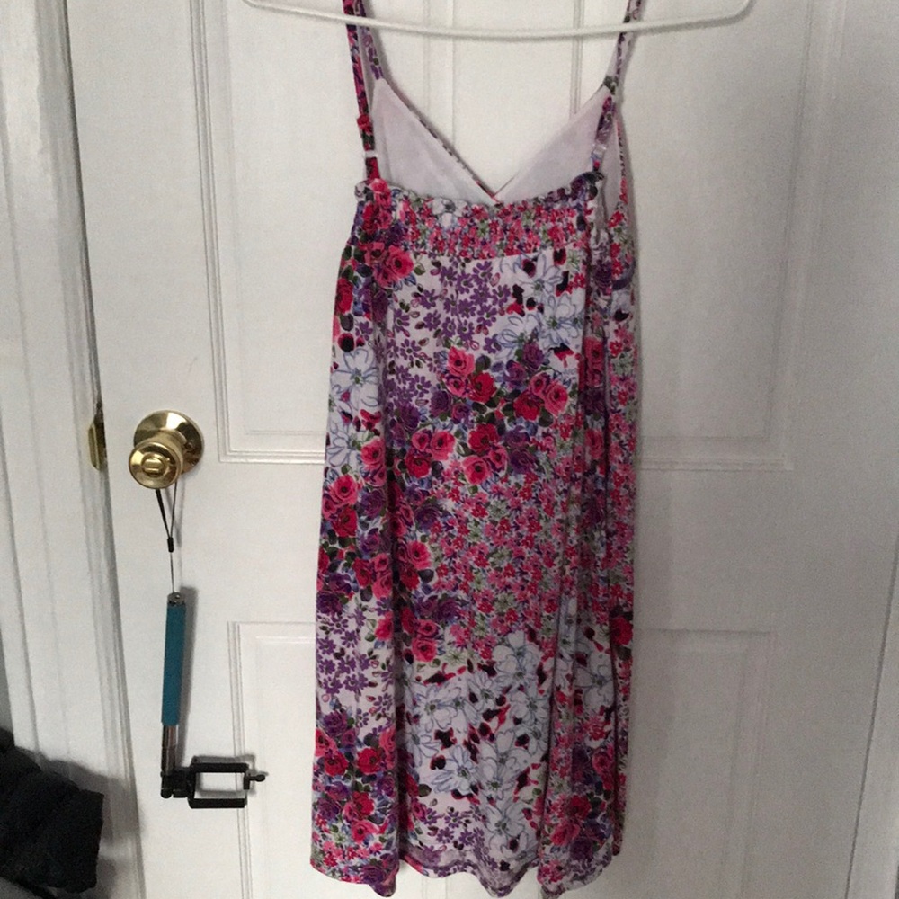 Kids Dress - Picture 3 of 3