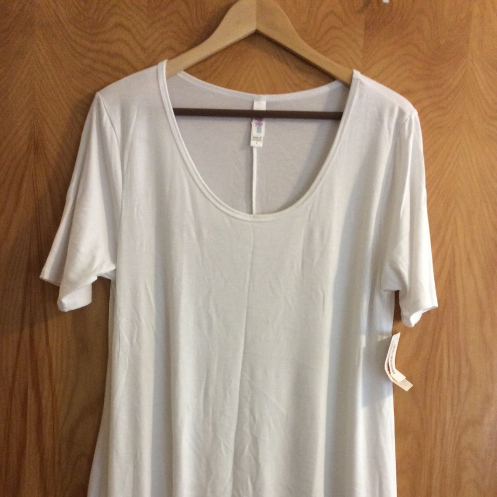 White LuLaRoe Perfect T