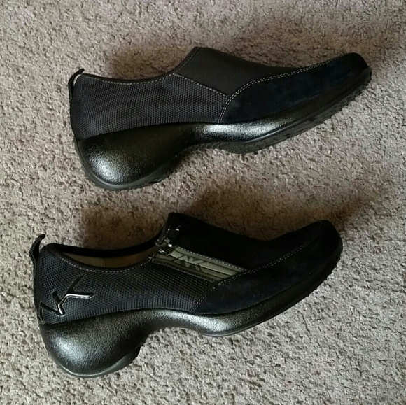 anne klein sport shoes with zipper