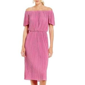 Gianni Bini Off shoulder dress