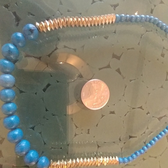 BLUE AND GOLD COSTUME NECKLACE - Picture 4 of 4