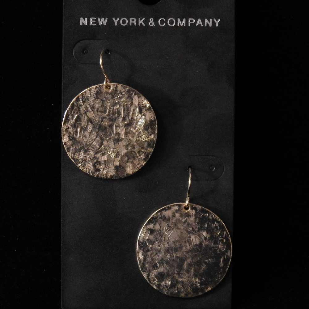NWT brushed gold disk dangle earring NYCOE27 - Picture 2 of 5