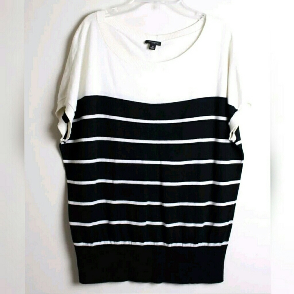 3/$25 !!SALE!! ANN TAYLOR STRIPED Sweater