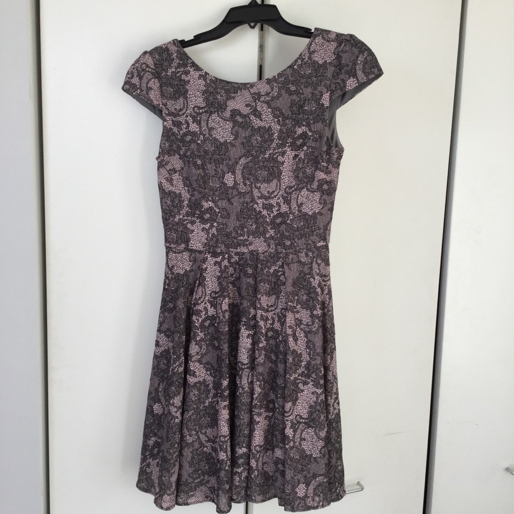 Floral cocktail dress Betsy Johnson