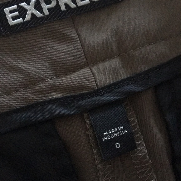 Shorts - Picture 3 of 3