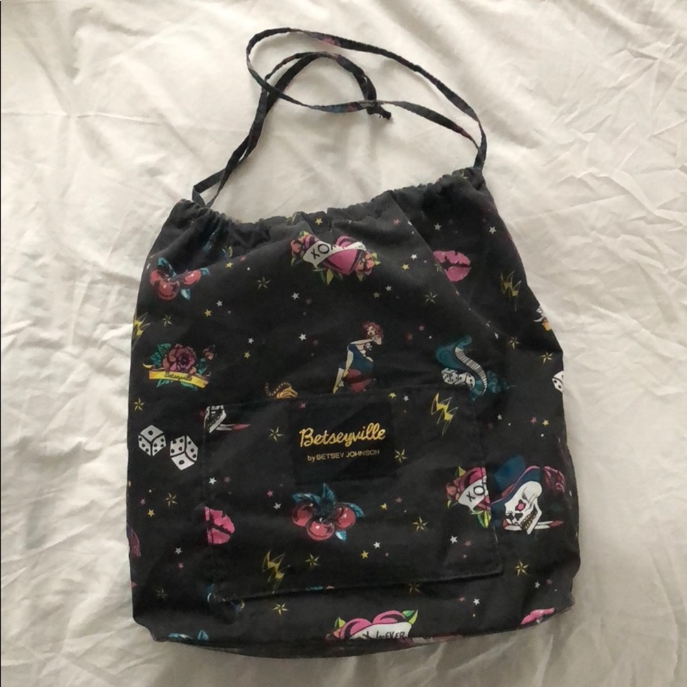 Betsey Johnson Printe Tote⭐️🎀💞
