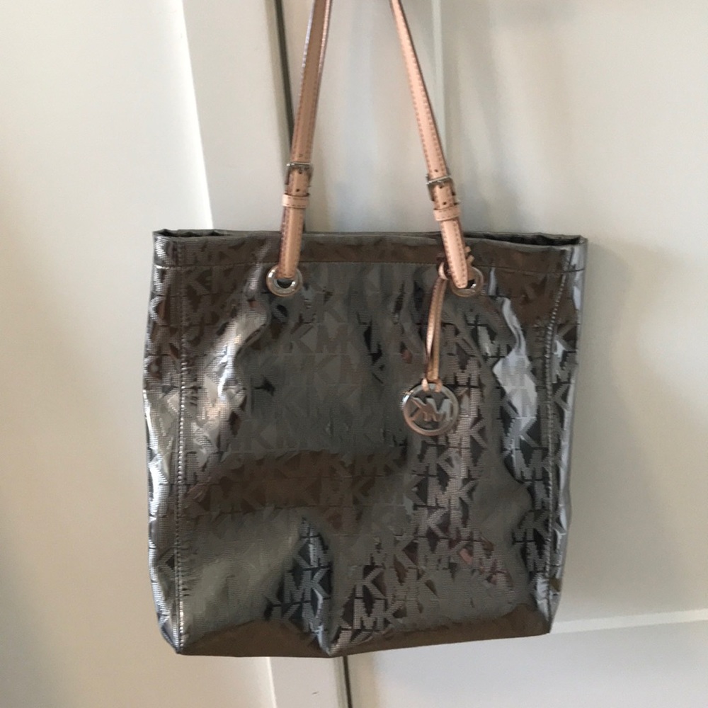 Michael Kors tote