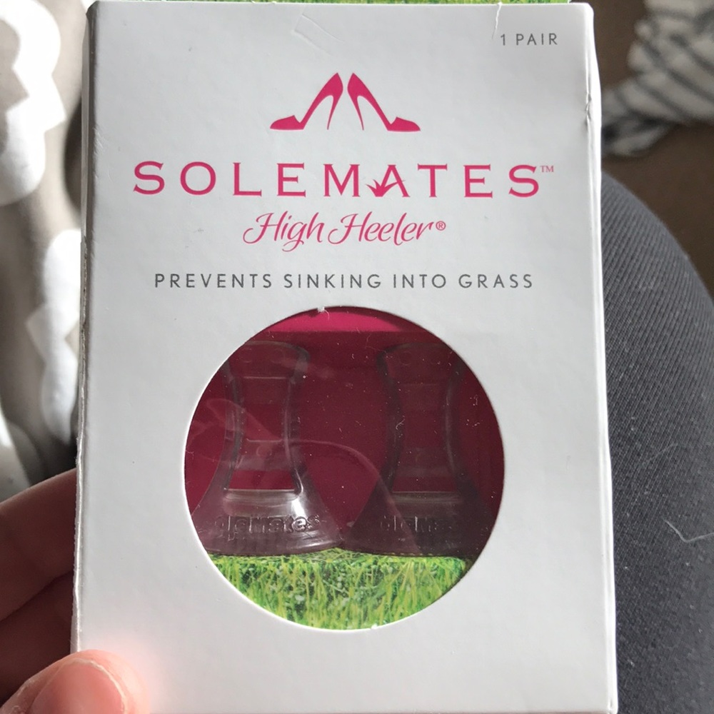 Clear solemates - NWOT