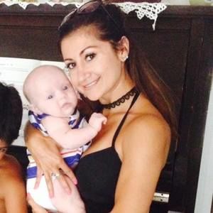 Meet your Posher, Stacy