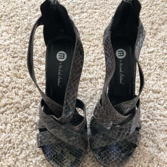 Grey Snakeskin Strappy Heels, Size 7 - Picture 4 of 6