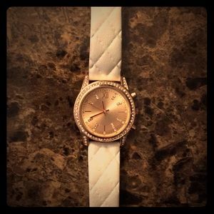 Woman Diamond Cut Watch