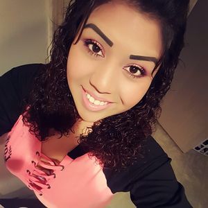 Meet your Posher, Esmeralda