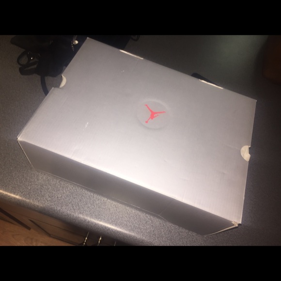 Jordan Bred 13s - Picture 3 of 4