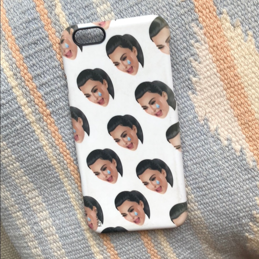 KIMOJI crying face case. 😂😂😂