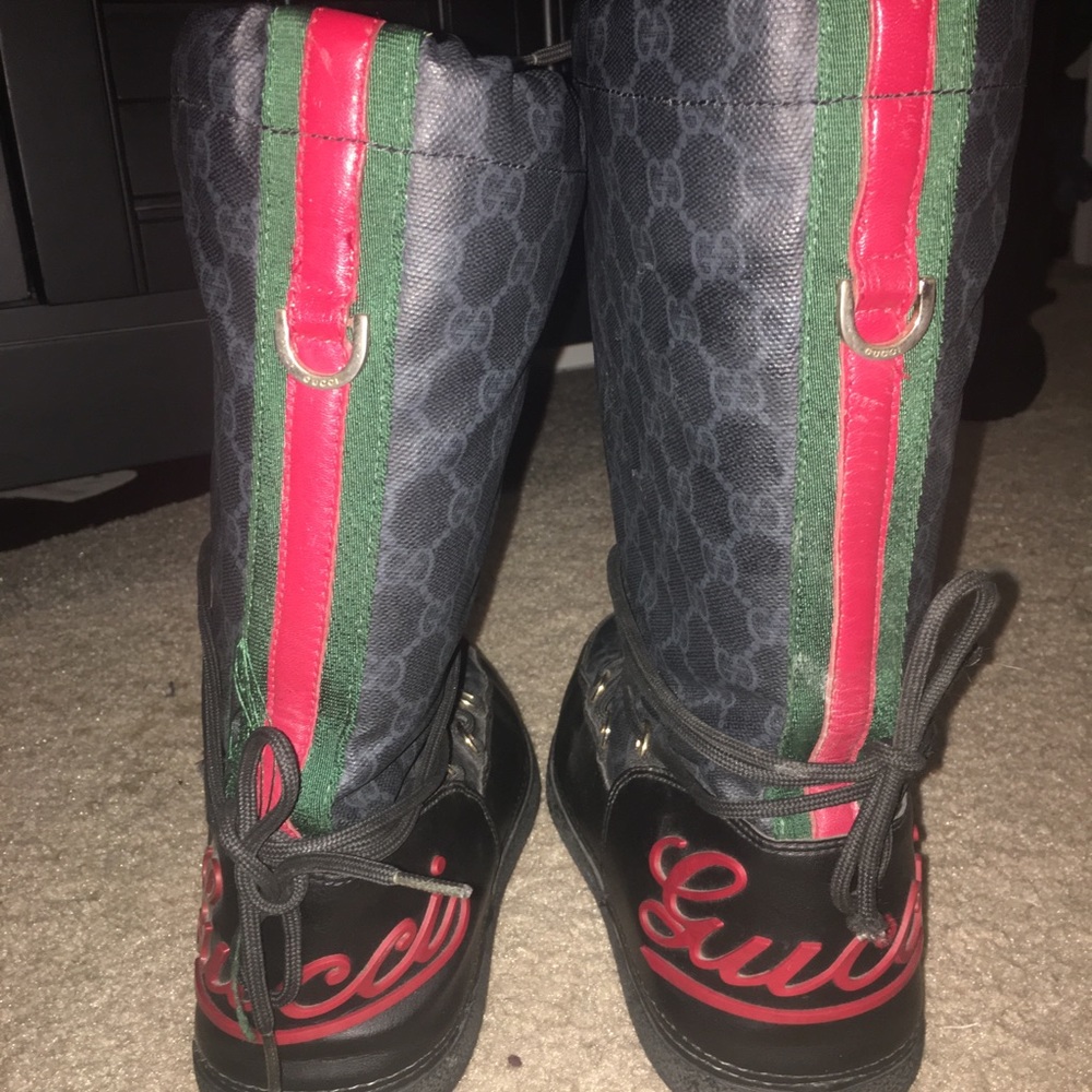 Gucci moon boots