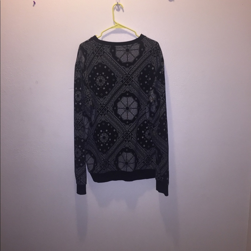 Sweater Bundle - Picture 5 of 5