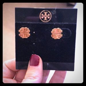New Tory Burch Logo studs