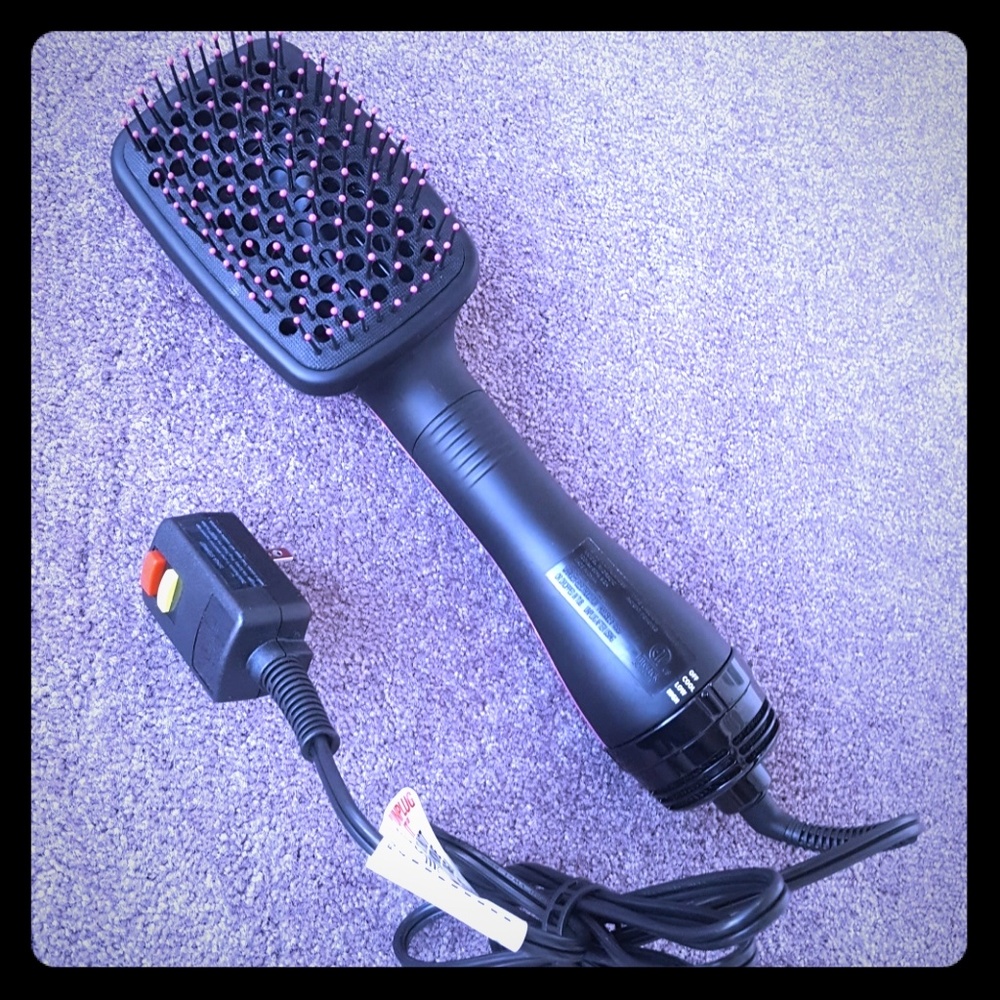 Revlon Dryer Brush