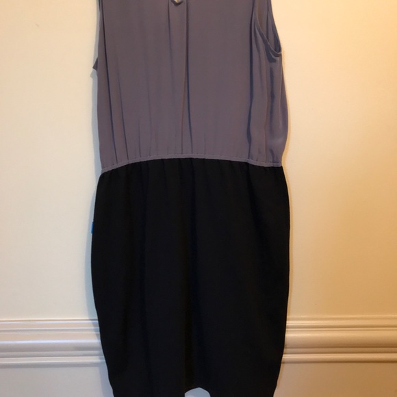 Silk/wool ruffle-front skirt sheath - Picture 5 of 8