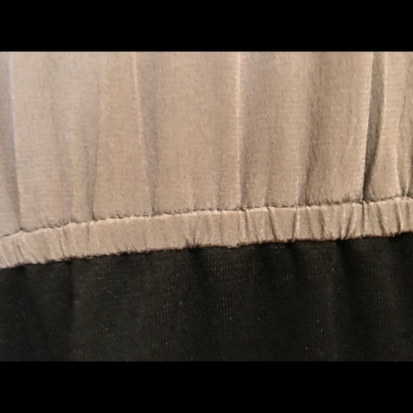 Silk/wool ruffle-front skirt sheath - Picture 6 of 8