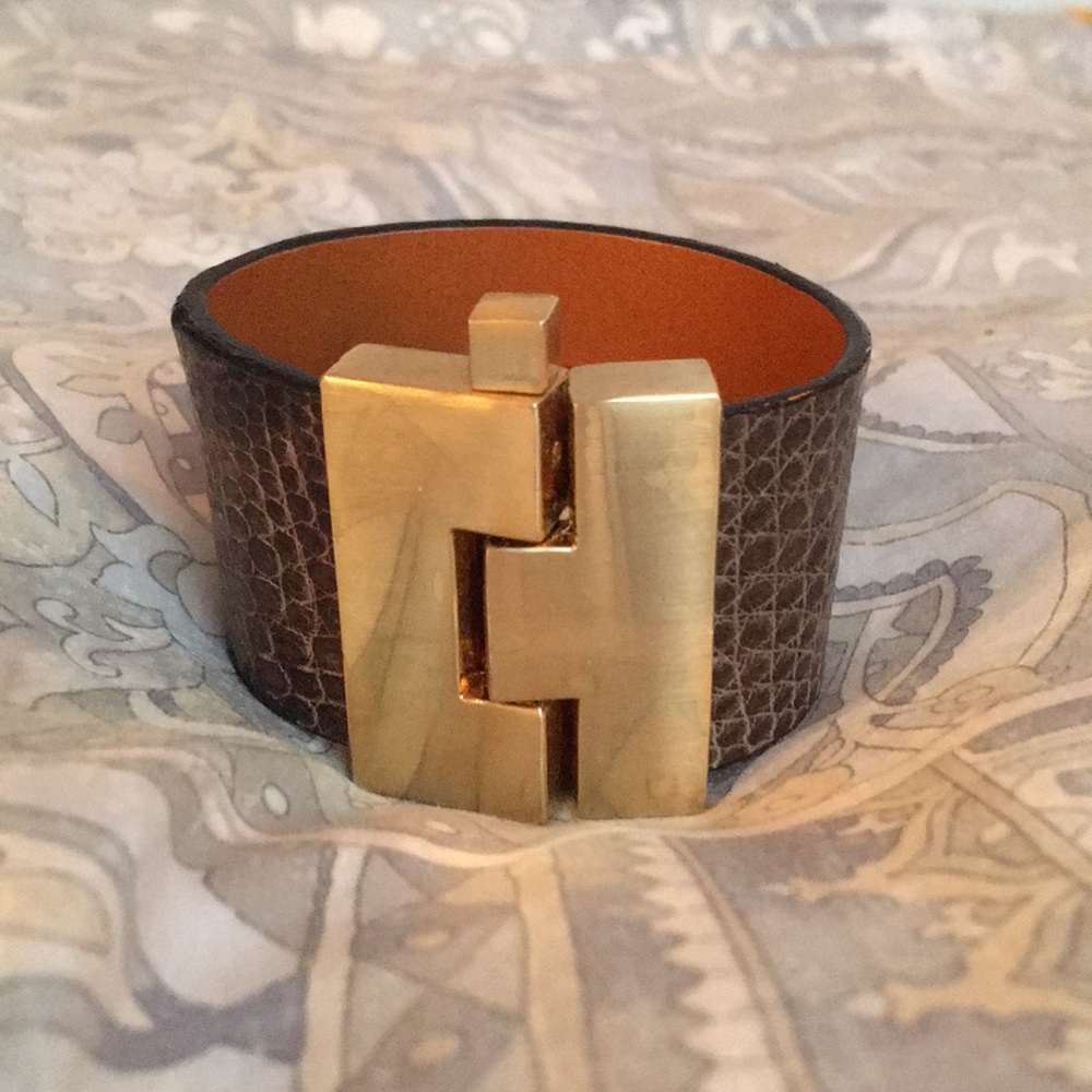 Leighelena wide lizard cuff bracelet