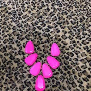 Kendra Scott necklace