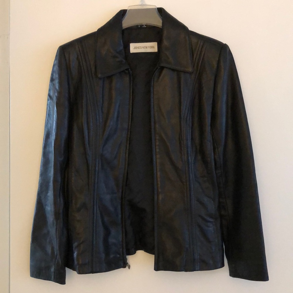 Gorgeous black leather jacket