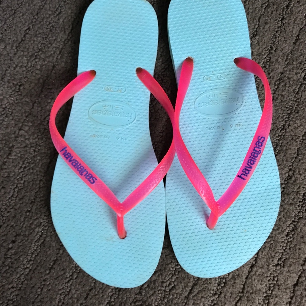 Havaianas flip flops size 8
