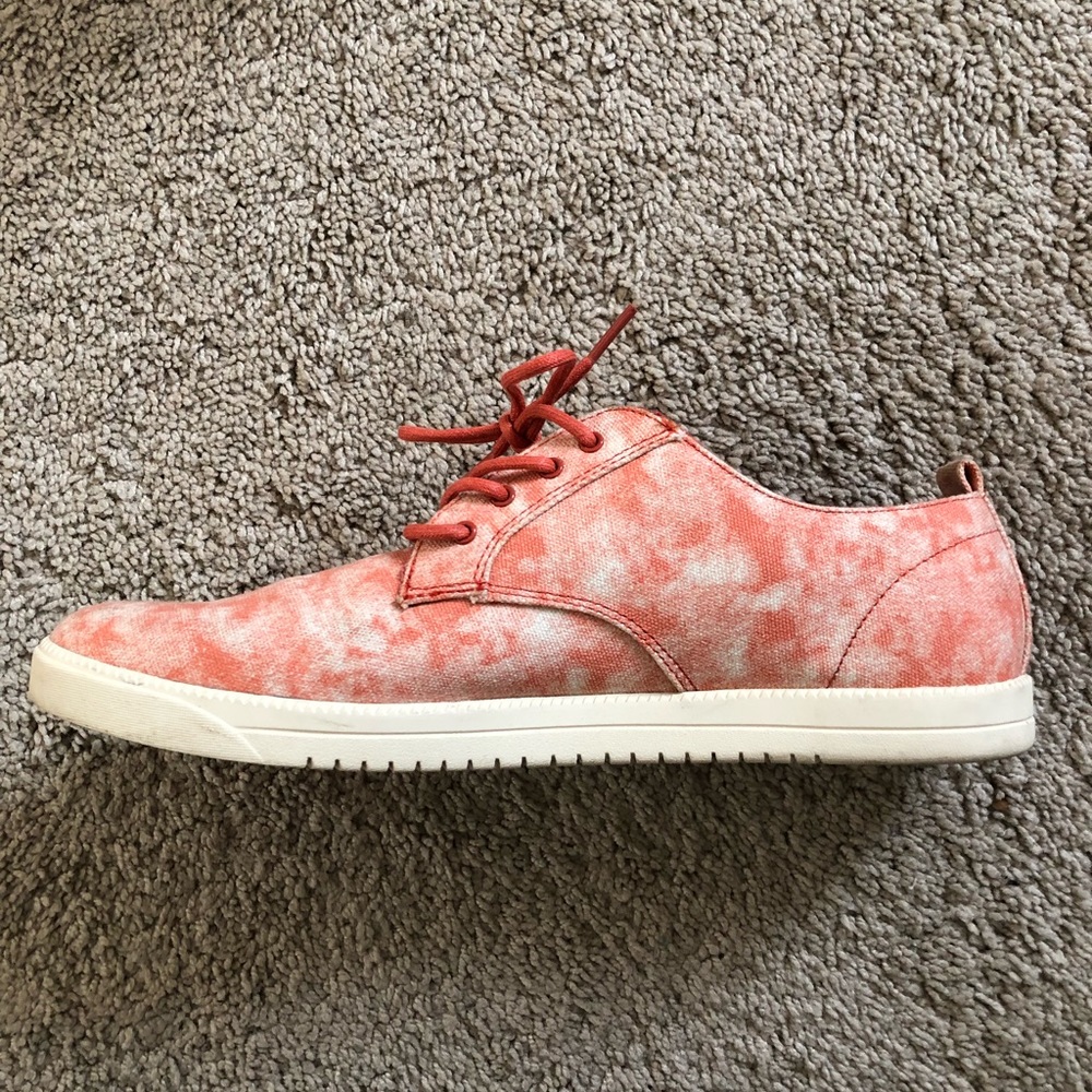 CLAE - Picture 3 of 3