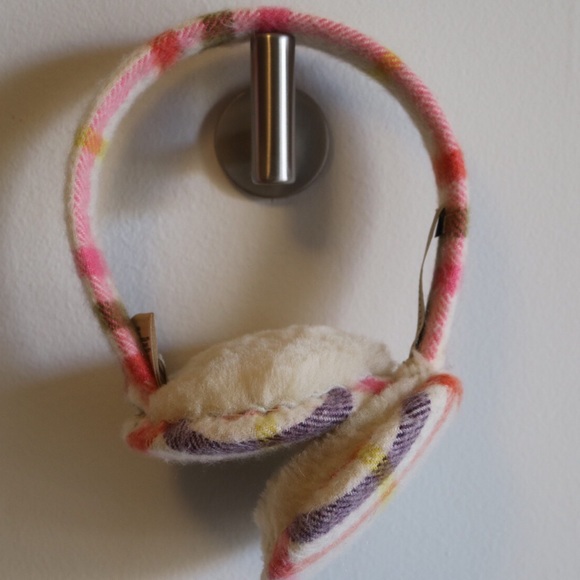 Burberry earmuffs - Picture 2 of 4