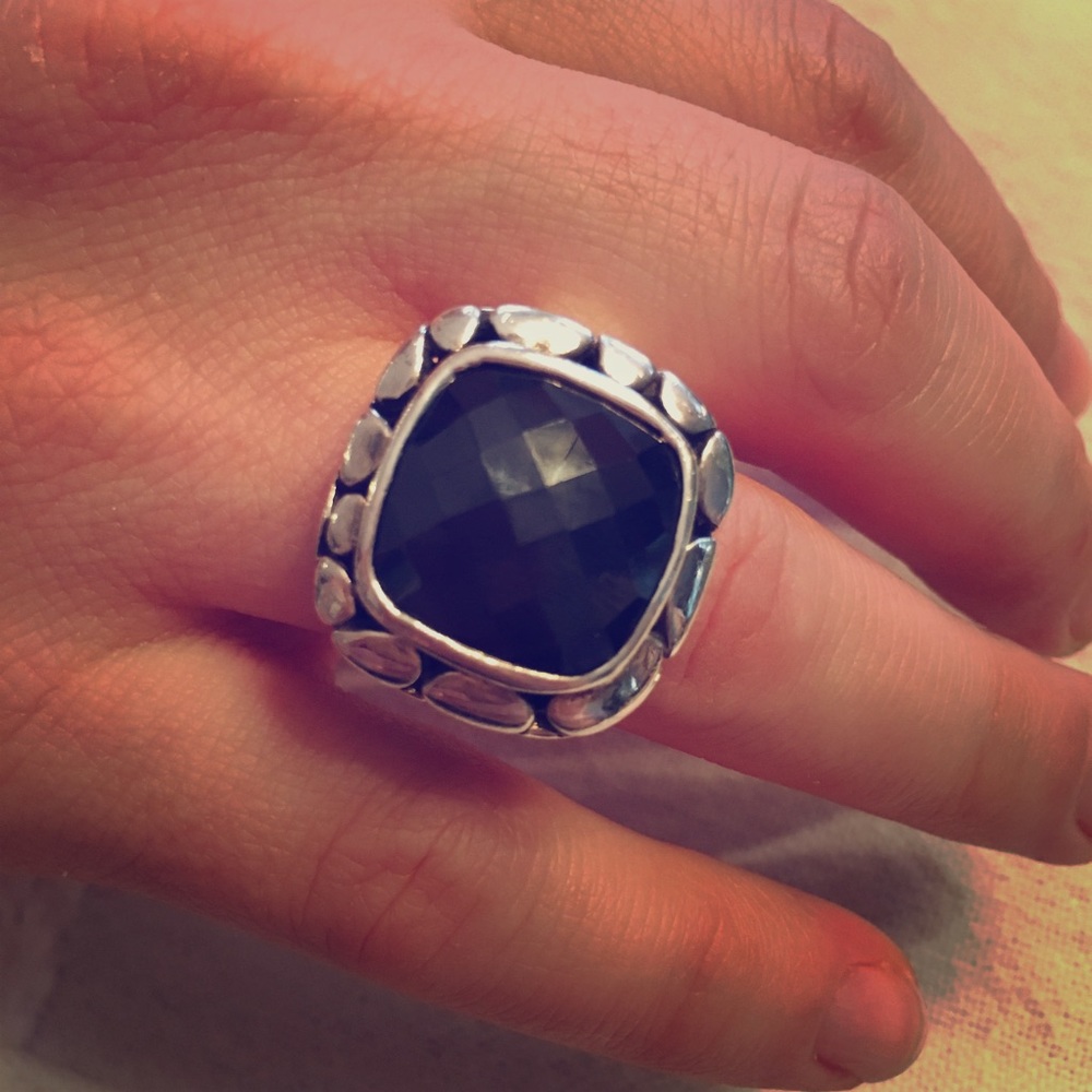 Onyx and sterling silver John Hardy style ring sz6