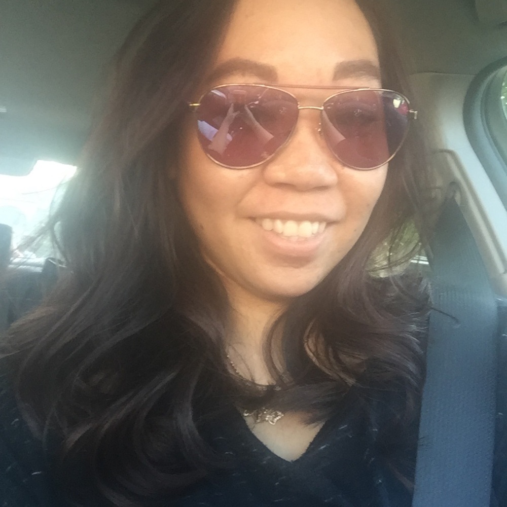 Meet your Posher, Jennifer