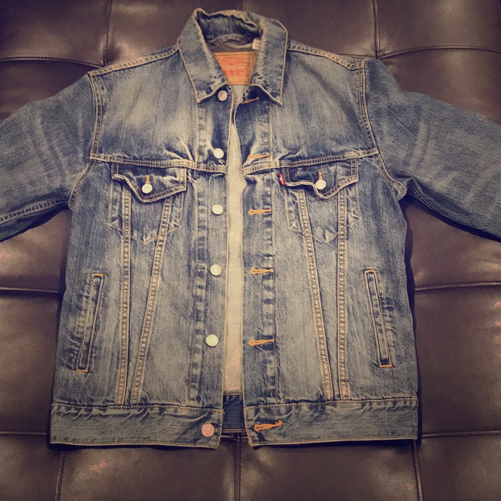 Levi jean jacket