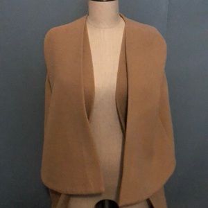 Nude Cape