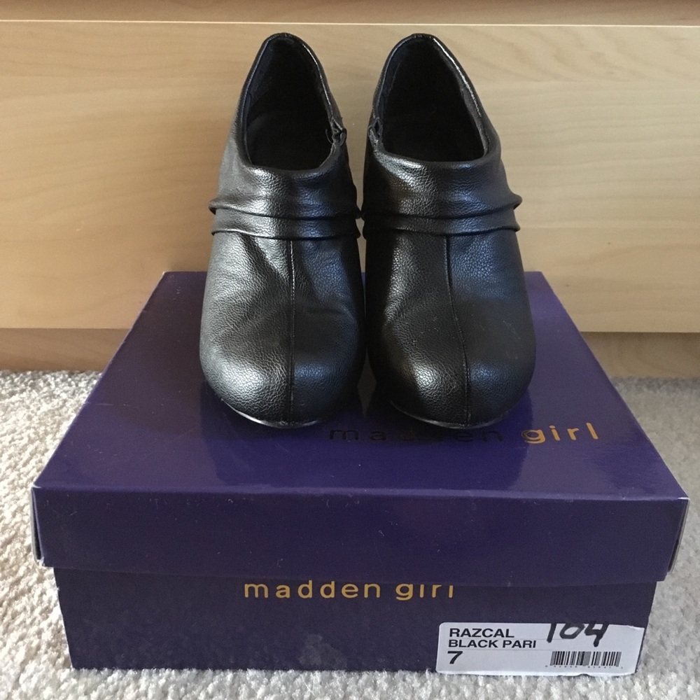 Black Madden Girl Booties