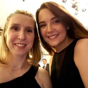 Meet your Posher, Haley