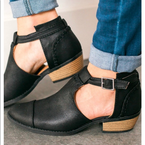 Buckle Side Cut Out Ankle Bootie - Picture 2 of 5