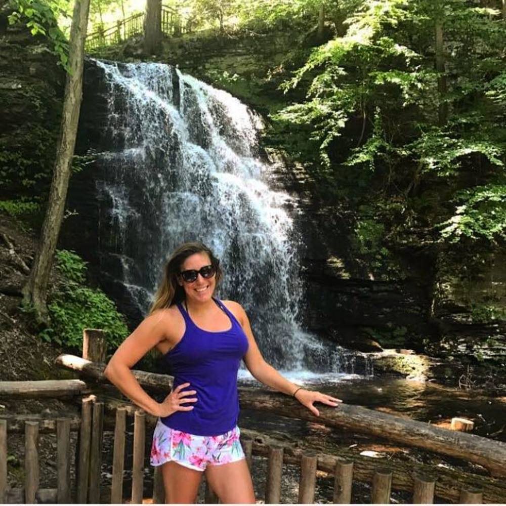 Meet your Posher, Nicole