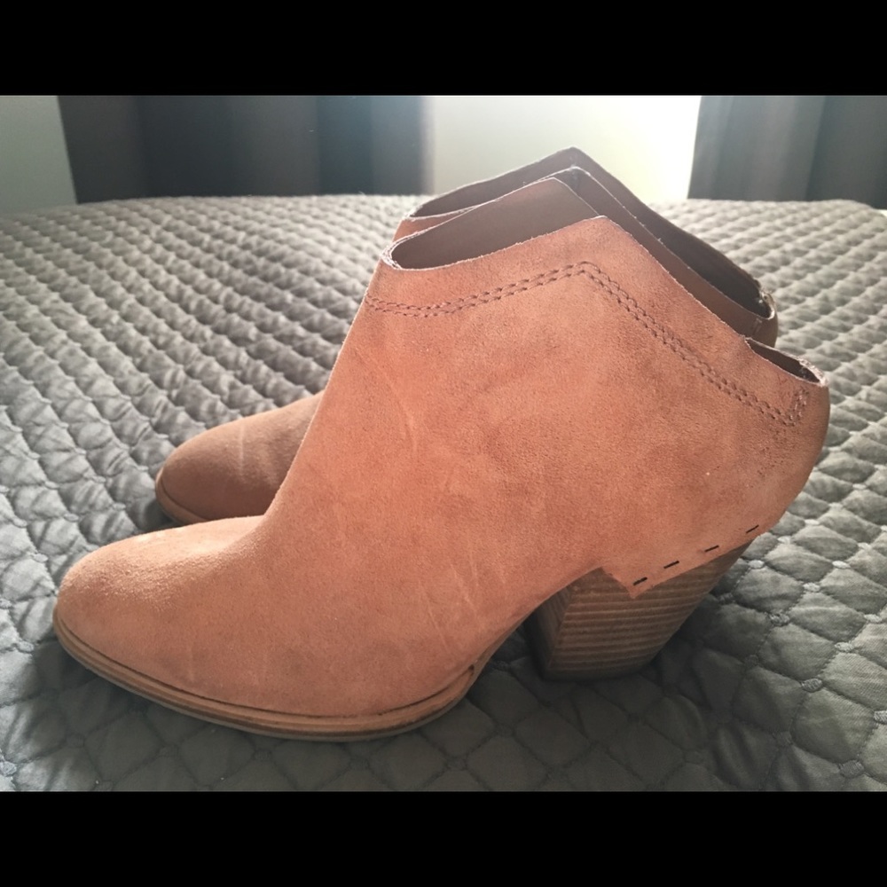 Dolce Vita Haku - Pink Suede - Size 7