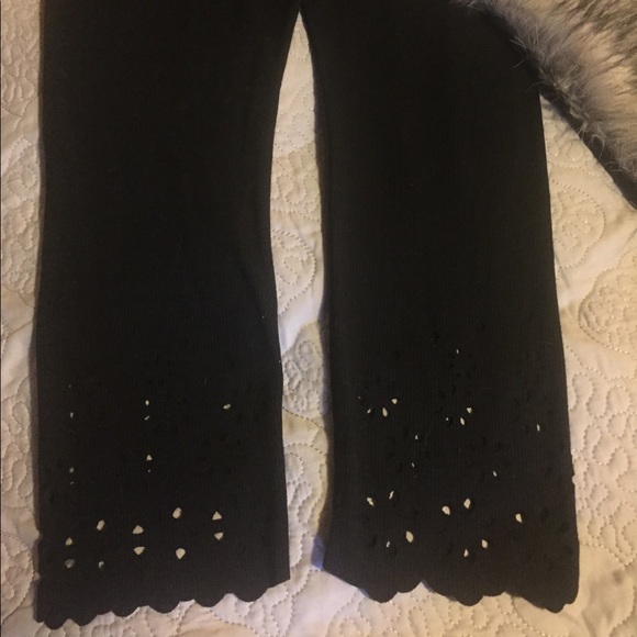 NWOT Black Stretchy Leggings w/ scallop edges - Picture 3 of 4