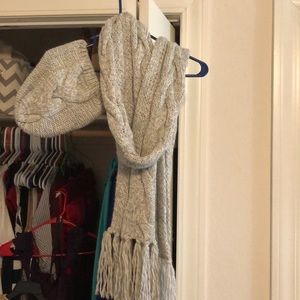 New York & Co scarf and beanie Gray.