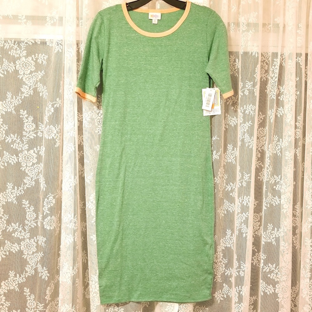 Lularoe Green and Peach Julia XS