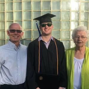 Meet your Posher, Evan