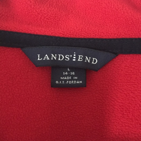 Comfortable Red Fleece Jacket - Picture 3 of 4